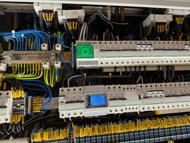 Silnoproudé instalace - rozvaděč