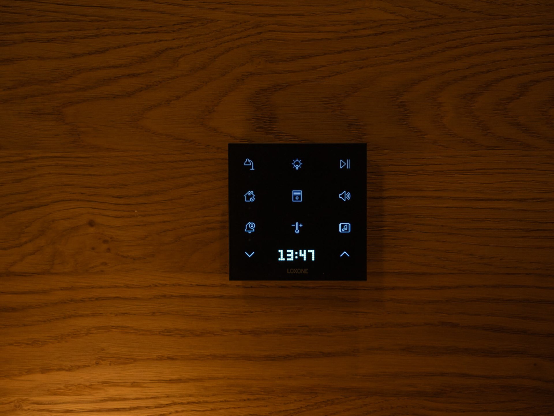 Loxone - ovládací panel