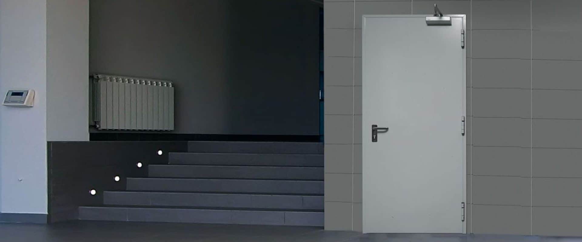 MULTIFUNKČNÍ DVEŘE