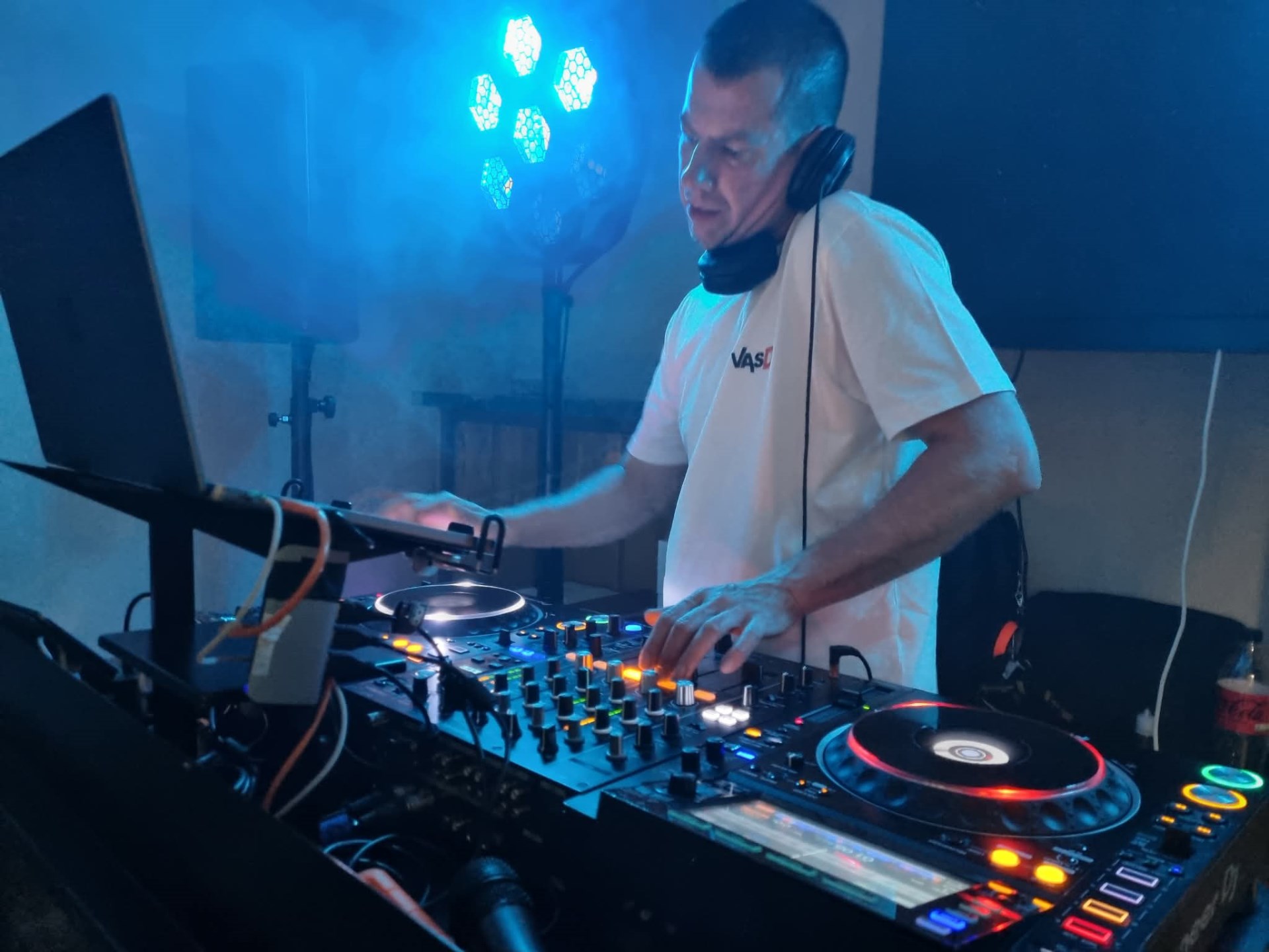 dj na party