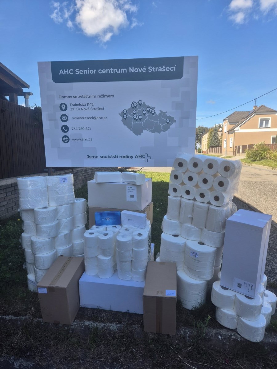 dar od Rollpap, a.s.